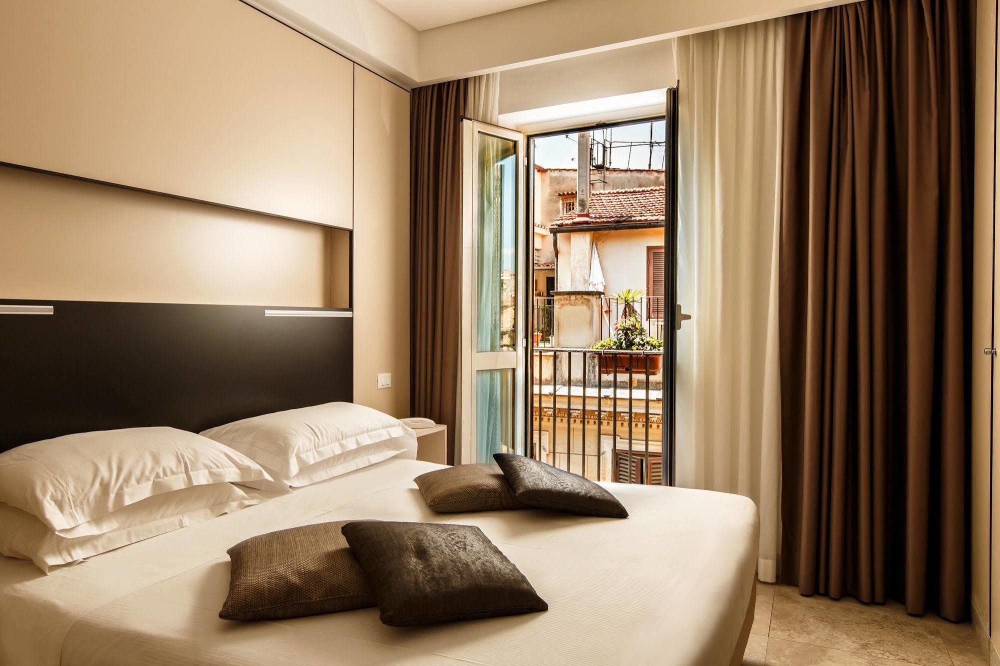 Hotel Smeraldo Roma Esterno foto